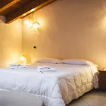 Tenuta Un Posto Al Sole Luxury Bed & Breakfast Rossano Stazione