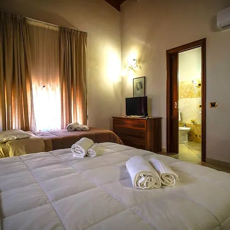 Nocleg ze śniadaniem Tenuta Un Posto Al Sole Luxury Rossano Stazione