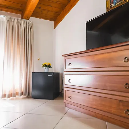 Tenuta Un Posto Al Sole Luxury 4*