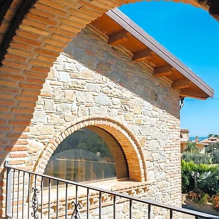 Nocleg ze śniadaniem Tenuta Un Posto Al Sole Luxury Rossano Stazione